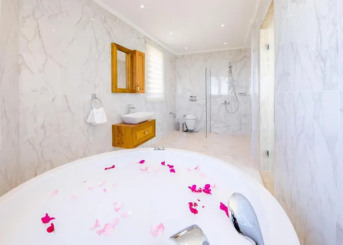 Luxury Valley-view Escape In Islamlar -villa 5 Kartal Yuvasi Villa Uzumlu (Mediterranean)